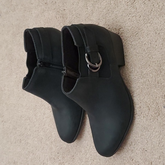 Clarks Adreena Field ankle boots size 7M NWOB - Picture 7 of 16